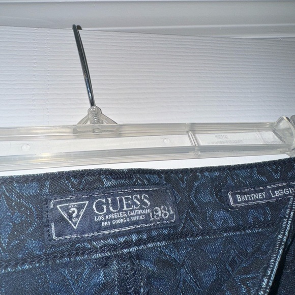 Guess Skinny Jeans! - Picture 3 of 7